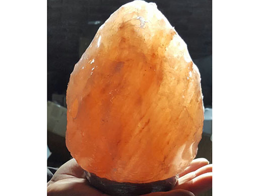 盐晶灯